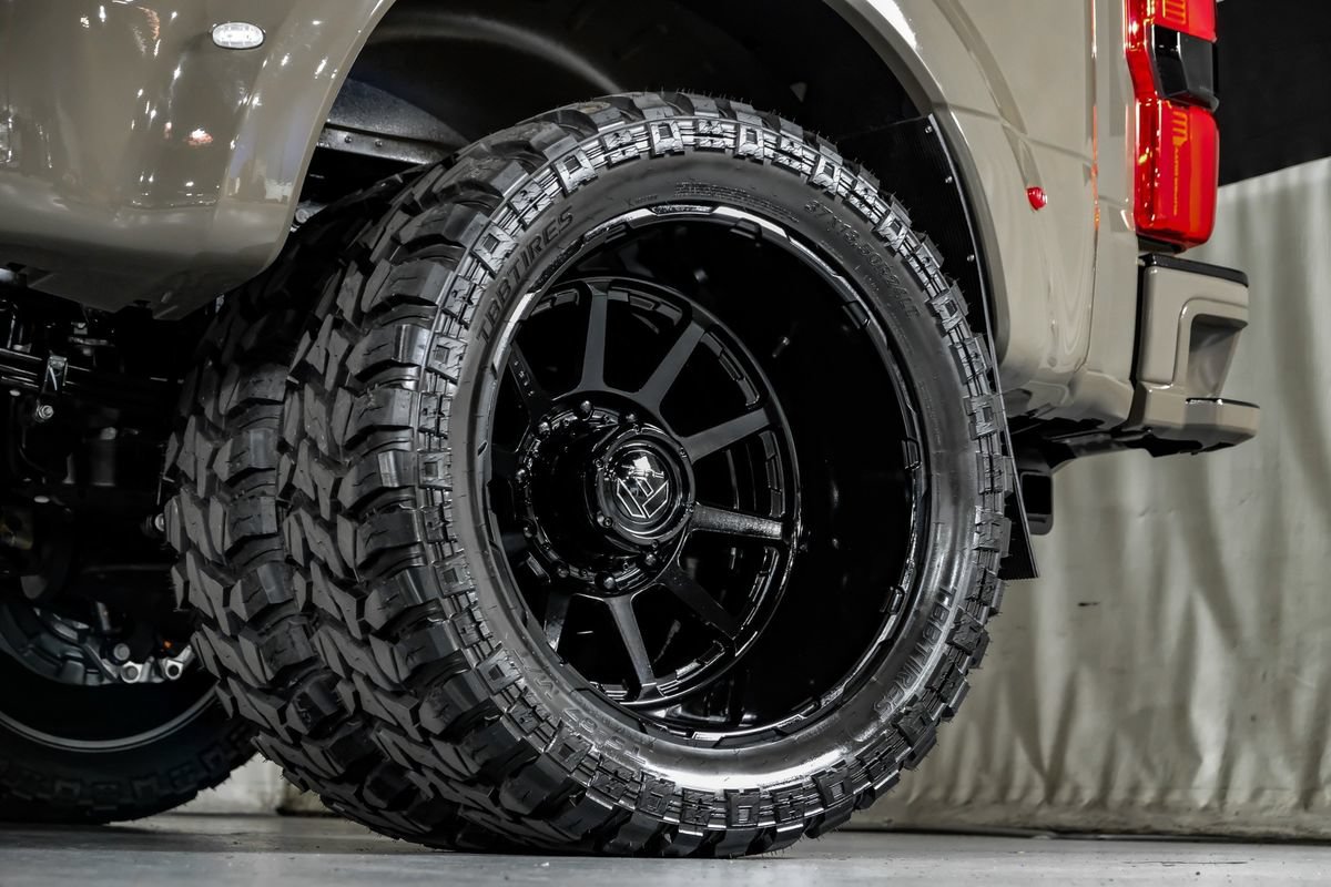 Used 2026 Ford F450 Platinum AWD/4WD image 58