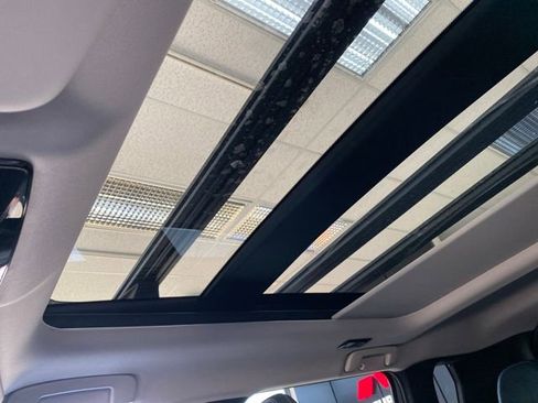 New 2025 Mitsubishi Outlander Trail Edition image 23