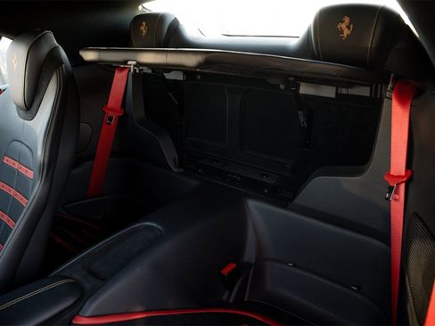 Used 2024 Ferrari Roma Spider image 32