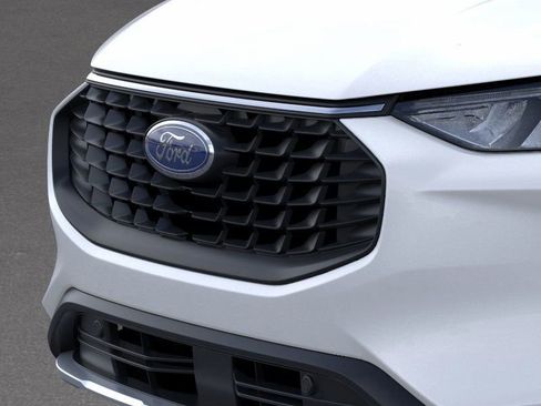 New 2025 Ford Escape Base image 17