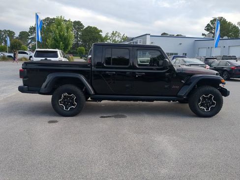 Used 2020 Jeep Gladiator Rubicon w/ Dual Top Group AWD/4WD image 2