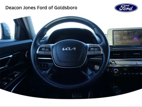 Used 2022 Kia Telluride SX w/ Nightfall Edition Package image 22