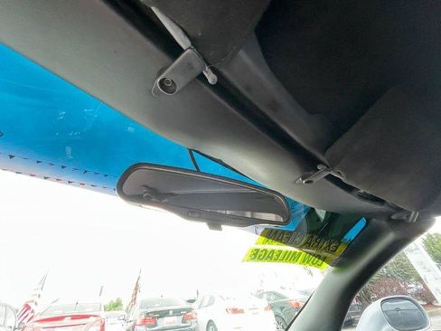 Used 1998 Chevrolet Corvette Convertible w/ Performance Handling Pkg image 38