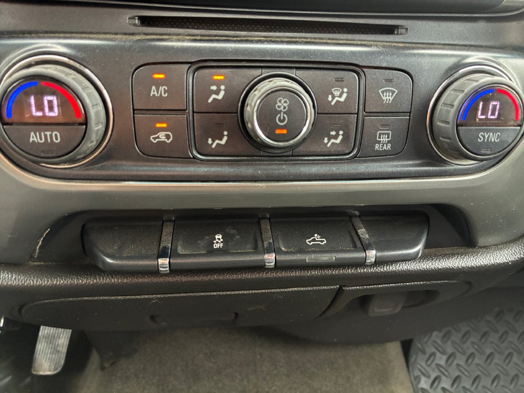Used 2018 Chevrolet Silverado 1500 LT w/ Texas Edition RWD image 4
