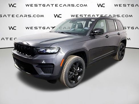 New 2025 Jeep Grand Cherokee Altitude image 1
