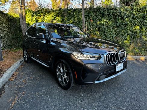 Used 2023 BMW X3 xDrive30i w/ Convenience Package image 3
