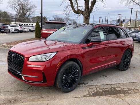 New 2025 Lincoln Corsair Reserve w/ Equipment Group 202A image 9