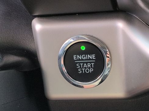 Used 2024 Ford Expedition Max XLT RWD image 28