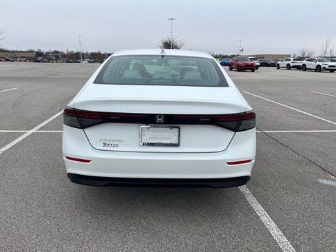 Used 2024 Honda Accord LX image 7