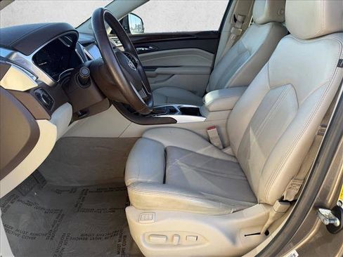 Used 2016 Cadillac SRX Luxury w/ Driver Awareness Package image 10