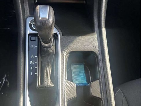 Used 2024 Nissan Sentra SV FWD image 23