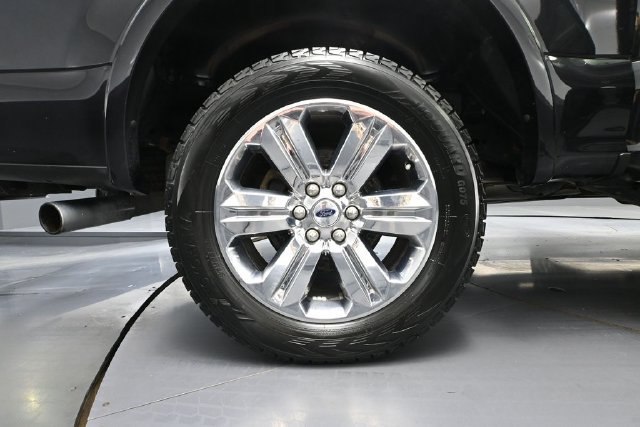 Used 2020 Ford F150 Lariat w/ Equipment Group 502A Luxury AWD/4WD image 11