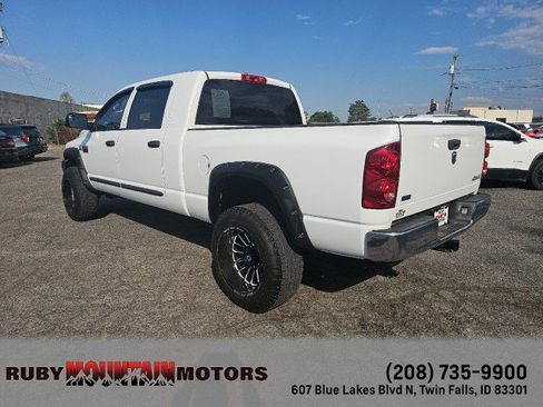 Used 2009 Dodge Ram 2500 Truck SXT w/ Protection Group AWD/4WD image 5