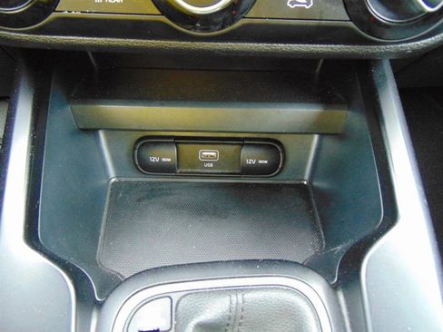 Used 2024 Kia Soul LX w/ Option Group 015 FWD image 23