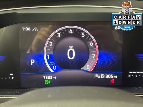 Used 2024 Volkswagen Tiguan SE image 16