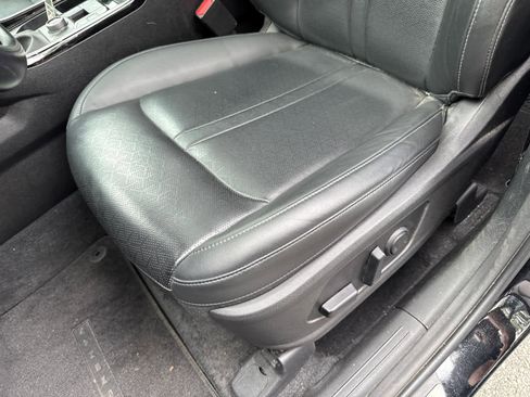 Used 2022 Kia Sorento SX image 17