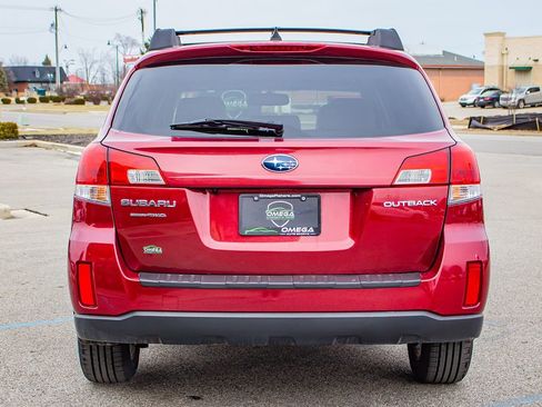 Used 2013 Subaru Outback 2.5i Limited w/ Moonroof Pkg image 8