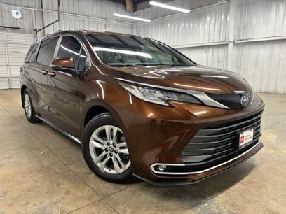 Certified 2024 Toyota Sienna Limited