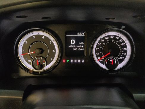 Used 2019 RAM 1500 Tradesman RWD image 23