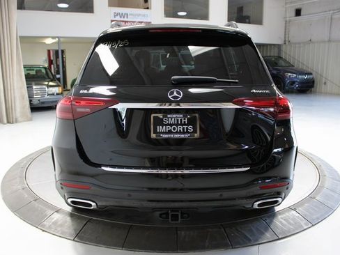 Used 2024 Mercedes-Benz GLE 450 4MATIC w/ AMG Line Exterior image 5