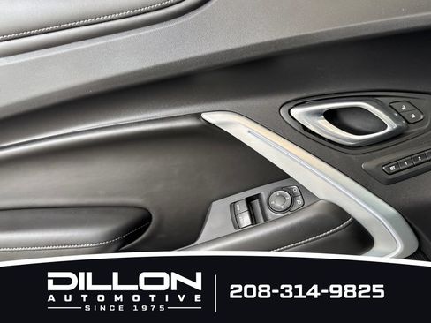 Used 2018 Chevrolet Camaro SS RWD image 11