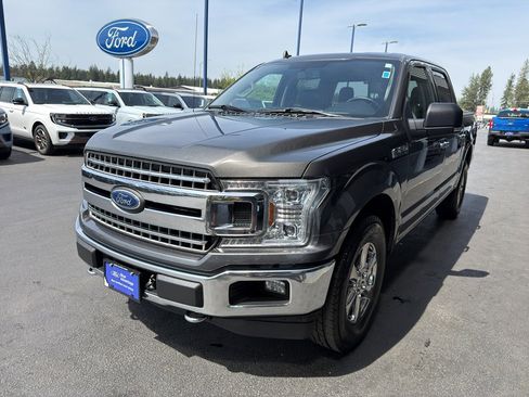 Used 2018 Ford F150 XLT w/ Equipment Group 302A Luxury AWD/4WD image 3