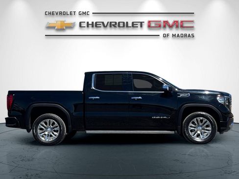 Used 2025 GMC Sierra 1500 Denali AWD/4WD image 2