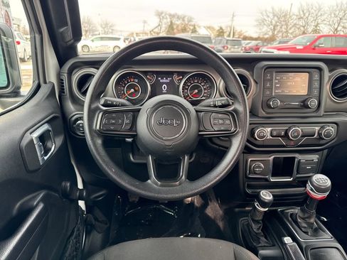 Certified 2021 Jeep Gladiator Sport image 13