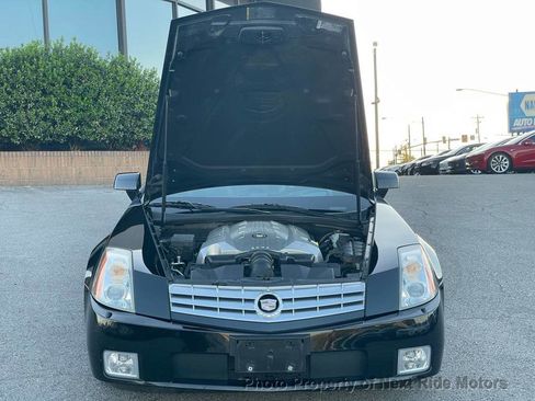 Used 2008 Cadillac XLR RWD image 23