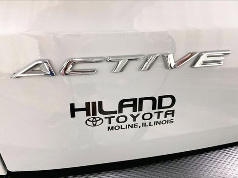 Used 2025 Ford Escape Active AWD/4WD image 8