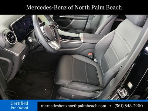 Certified 2025 Mercedes-Benz GLC 300 image 9
