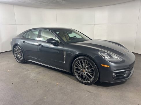 Certified 2023 Porsche Panamera 4 Platinum Edition image 9