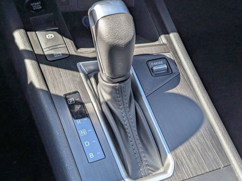 New 2026 Nissan Kicks SV image 25