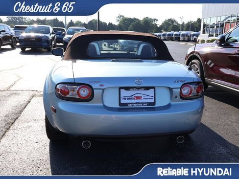 Used 2008 MAZDA MX-5 Miata RWD image 18