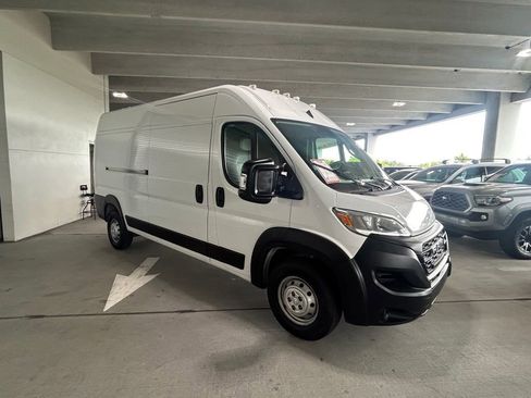 Used 2023 RAM ProMaster 2500 FWD image 7