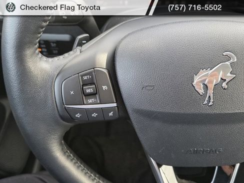 Used 2023 Ford Bronco Sport Badlands image 12