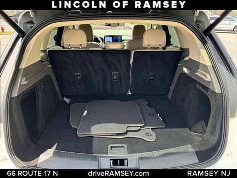 Used 2023 Lincoln Corsair AWD image 6