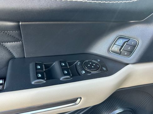 Used 2024 Ford Expedition Max Platinum image 17