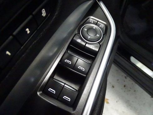 Used 2019 Cadillac XT4 Premium Luxury image 10