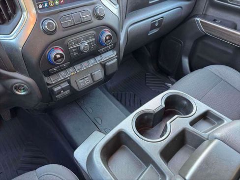 Used 2020 Chevrolet Silverado 1500 LT w/ Convenience Package image 29