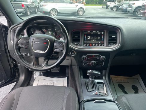 Used 2017 Dodge Charger R/T w/ Navigation & Travel Group RWD image 13