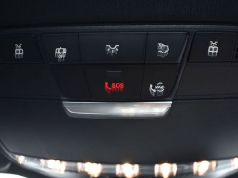 Used 2022 Mercedes-Benz E 350 Sedan image 27