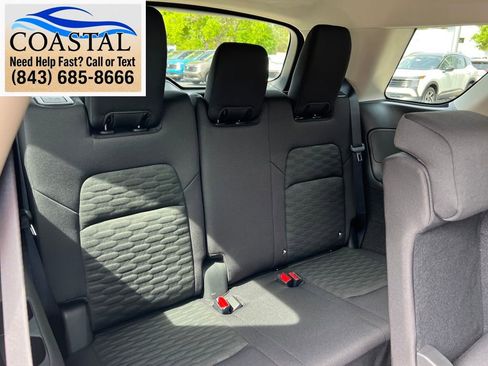Certified 2025 Nissan Pathfinder SV FWD image 24