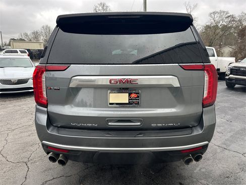 Used 2022 GMC Yukon XL Denali w/ Denali Ultimate Package image 7