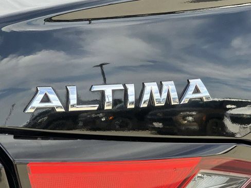 Used 2019 Nissan Altima 2.5 SR w/ SR Premium Package image 31