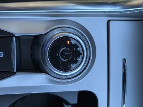 Used 2024 Ford Explorer XLT w/ Equipment Group 202A image 25