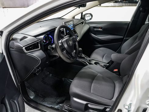 Certified 2021 Toyota Corolla LE FWD image 17