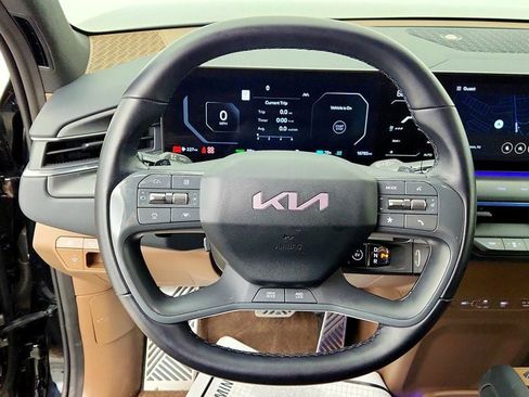 Used 2024 Kia EV9 GT-Line AWD/4WD image 13