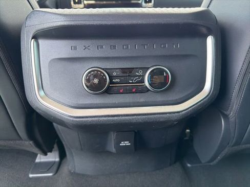 Used 2025 Ford Expedition Max Platinum AWD/4WD image 15