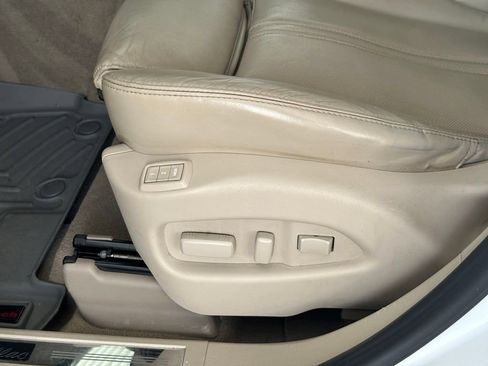Used 2016 Cadillac SRX Premium image 12